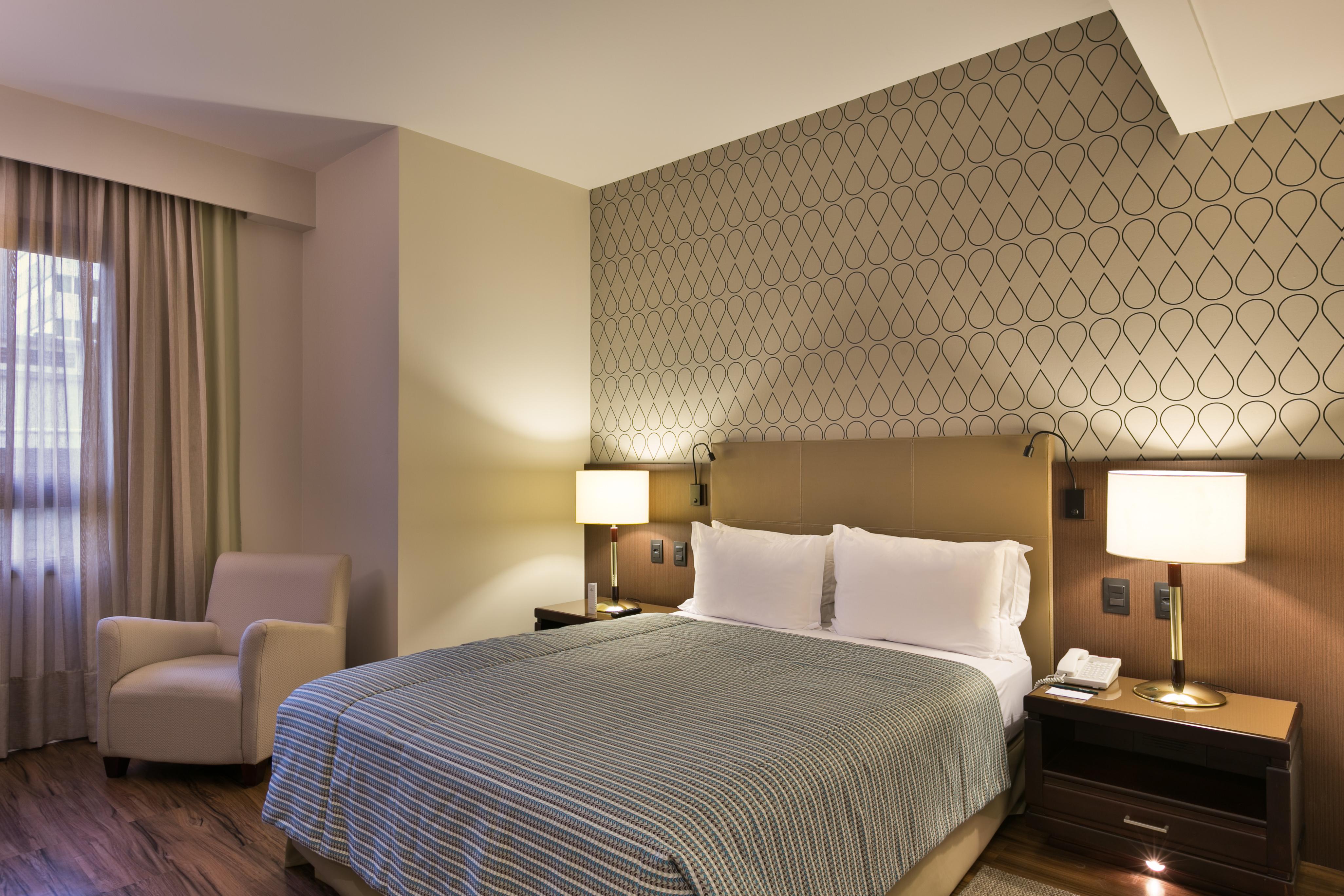 Bourbon Hotel & Suites Curitiba Eksteriør bilde A bedroom at the hotel