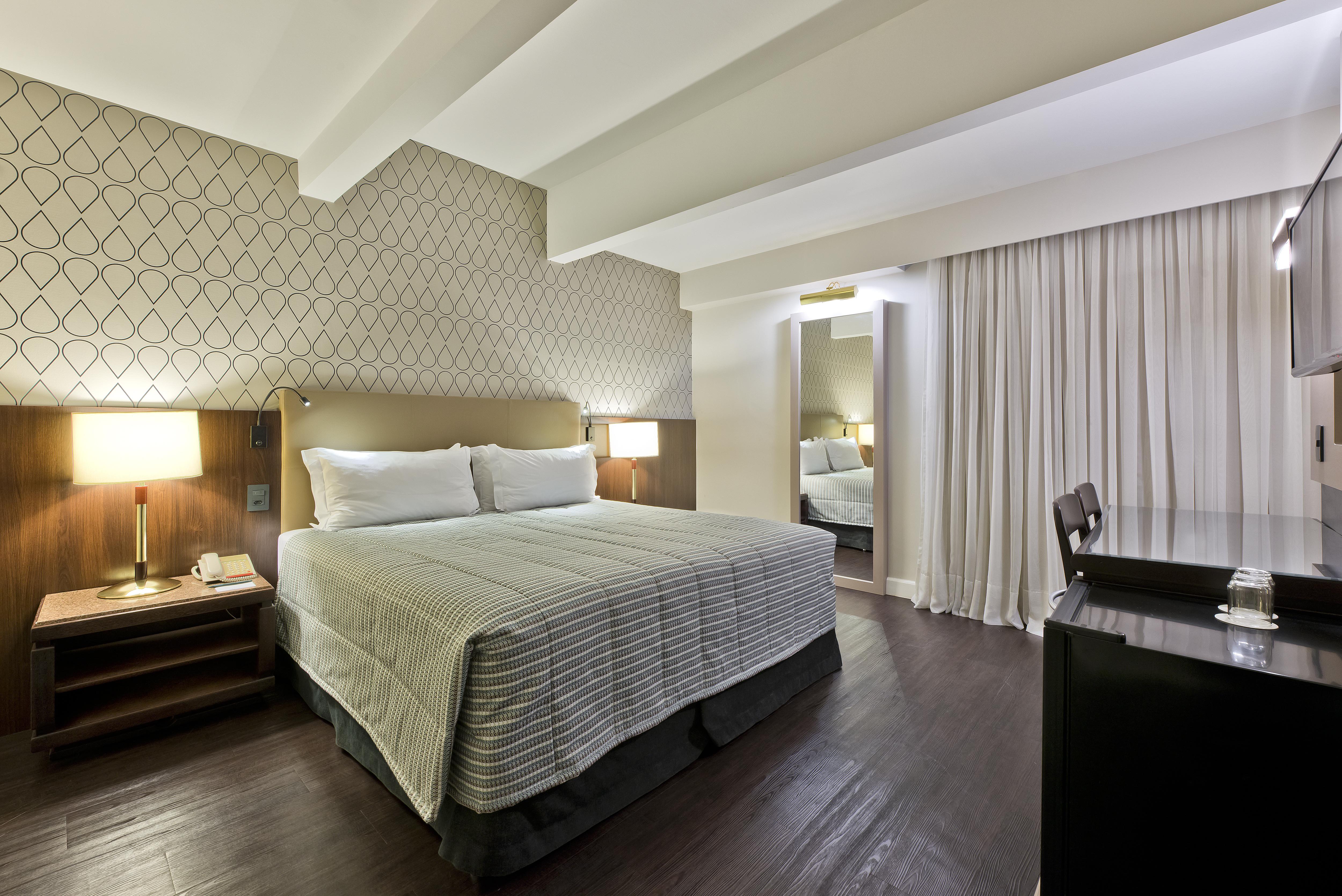 Bourbon Hotel & Suites Curitiba Eksteriør bilde A room at the hotel